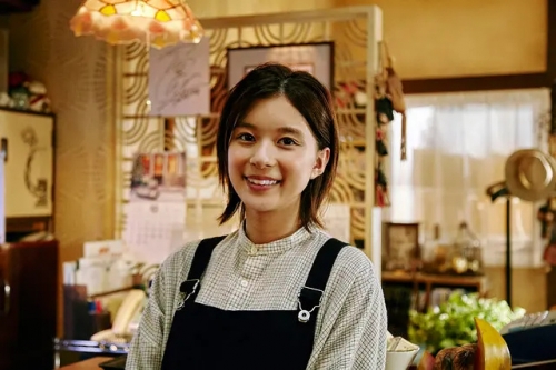 胡恩琦川音川音校花胡恩绮泳装之美