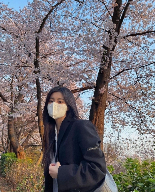 缘落韩娱几个女主缘落韩娱，娱乐背后的情感与故事
