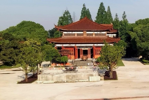 黄大仙论坛精选，六肖揭秘与黄大仙的神秘魅力-第2张图片
