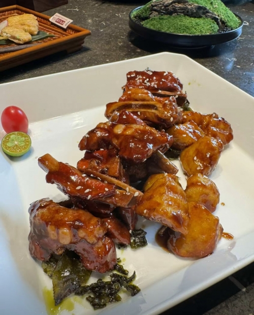 泡良达人金先生海景房泡良达人，探索美食新境界