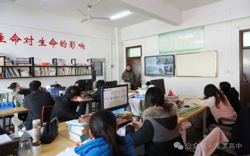 信阳市六高信阳市六高，教育新星闪耀