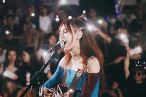 今晚找小姐去,探索性夜生活