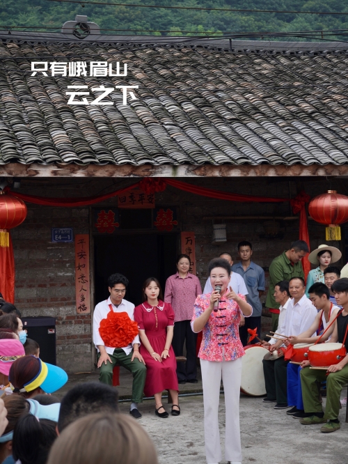 电玩巴士剑灵，沉浸式体验之旅-第1张图片