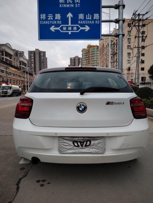 宝马118i二手车宝马118i，豪华与动感的完美结合