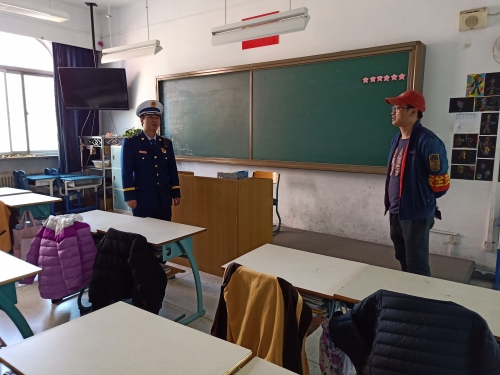 王中王免费提供护栏——守护安全与便捷