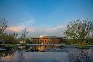 五湖四诲资讯全讯网五湖四海，汇聚信息与人才的平台
