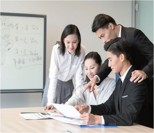 高校新人追梦人高校新人，新时代的探索与成长-第2张图片