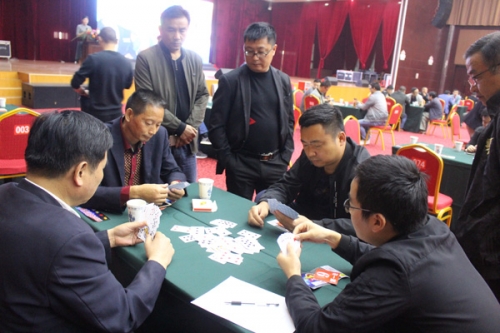 中福在线论坛，探索网络交流的新天地