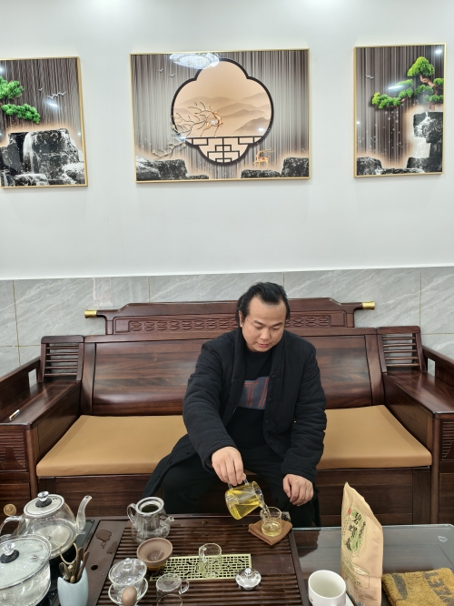 盗墓风水师盗墓风水师，探寻神秘古墓与风水奥秘-第2张图片