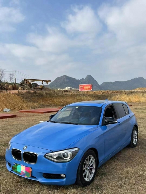 宝马118i，豪华与动感的完美结合