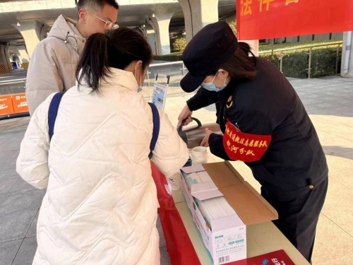 巢湖出租车投诉电话是多少巢湖出租车服务，便捷出行的新选择
