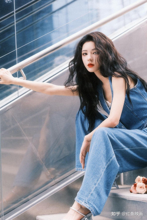 www色小姐，诱惑与诱惑力的交织-第2张图片