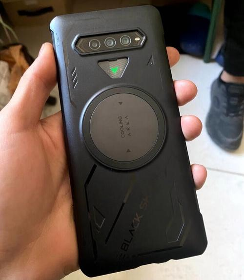 黑鲨5黑鲨5，科技与品质的完美结合-第3张图片