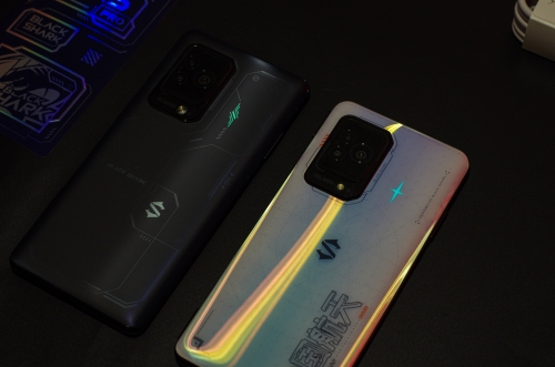 黑鲨5黑鲨5，科技与品质的完美结合-第2张图片