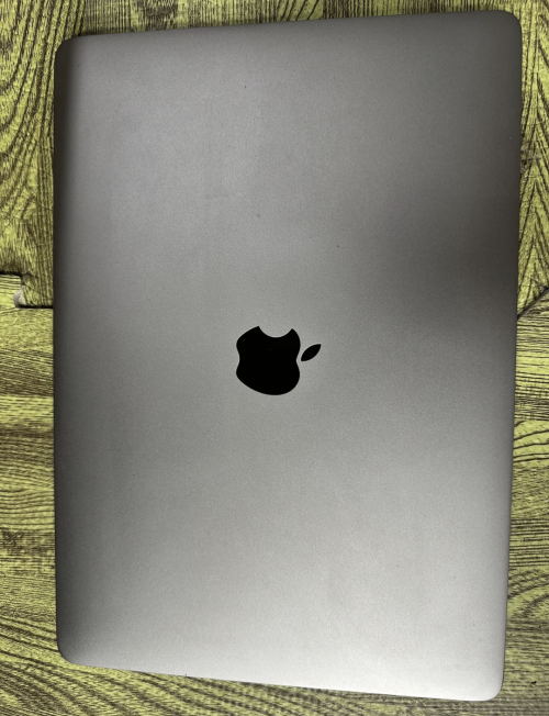 苹果MACBOOKPRO13，高效与便携的完美结合-第2张图片