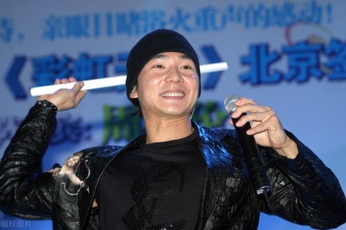 刘畊宏直播收入10天暴涨近10倍刘畊宏直播收入10天暴涨近10倍，直播新纪元下的财富奇迹-第3张图片