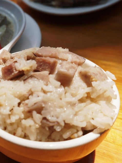 万人堂心水论坛万人堂心水论坛，探寻美食与文化的交汇点