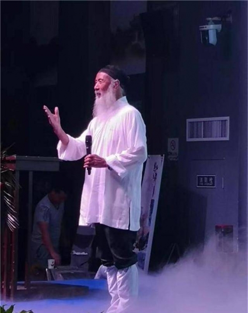 道长宝典系列全集在线观看道长宝典，探寻修行之路的智慧宝典-第2张图片