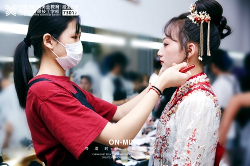 秀多多，引领时尚潮流的新秀平台-第2张图片