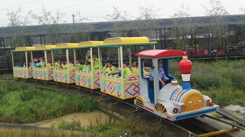 圆梦庄园草莓圆梦庄园，追寻梦想的乐园