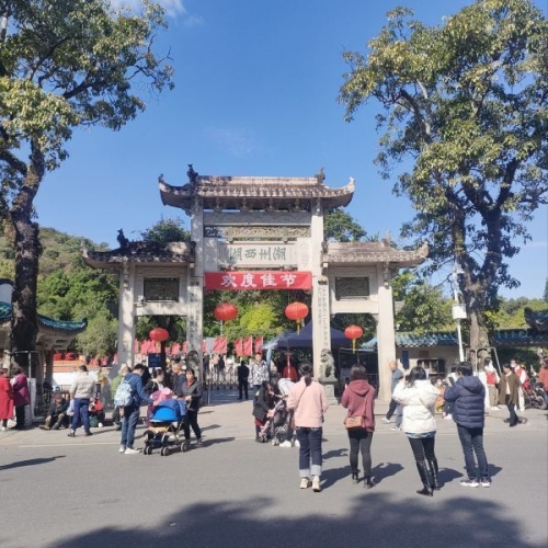 潮州长途汽车站潮州长途汽车站，连接城市与交通的纽带-第2张图片