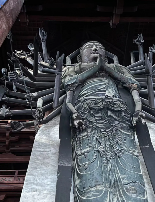 大兴隆寺在哪里大兴隆寺，千年古刹的神秘魅力