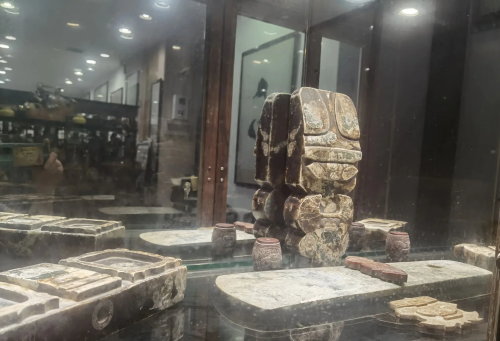 中国艺术品收藏网中国艺术品收藏网，探寻艺术瑰宝的宝库-第2张图片