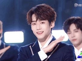 6 17秀逗美眉6、17秀逗美眉，青春的魔法与成长的故事-第2张图片