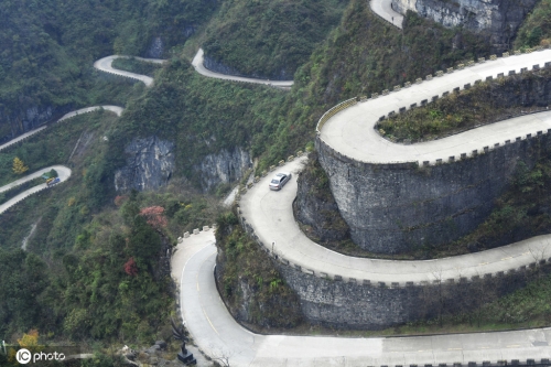 天门山盘山公路天门山盘山公路之旅