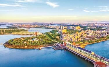 潮州长途汽车站，连接城市与交通的枢纽-第1张图片